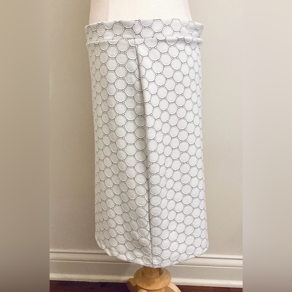 Leota Tabitha Off White Black Dot Luxe Jacquard Stretch Pencil Skirt Size PXL - Picture 6 of 10